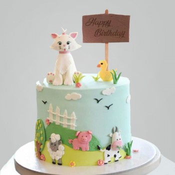 Kitty Theme Fondant Cake