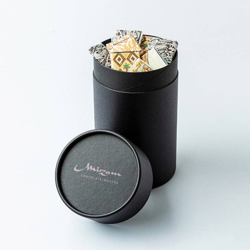 75 Emirati Bites Box by Mirzam