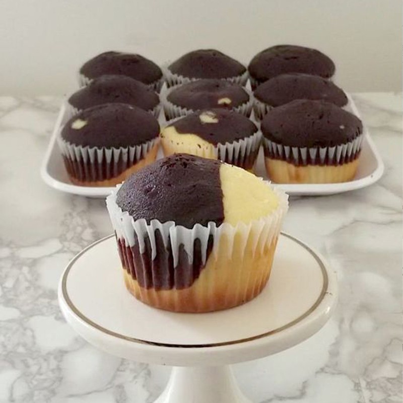 Set of 6 Chocolate Plain Muffins
