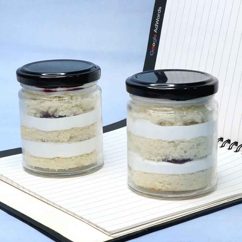 Combo of Chocolate and Blueberry Jar Cakes