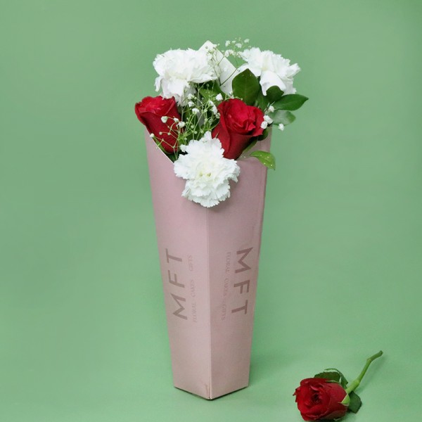 Red Carnation N White Rose Sleeve