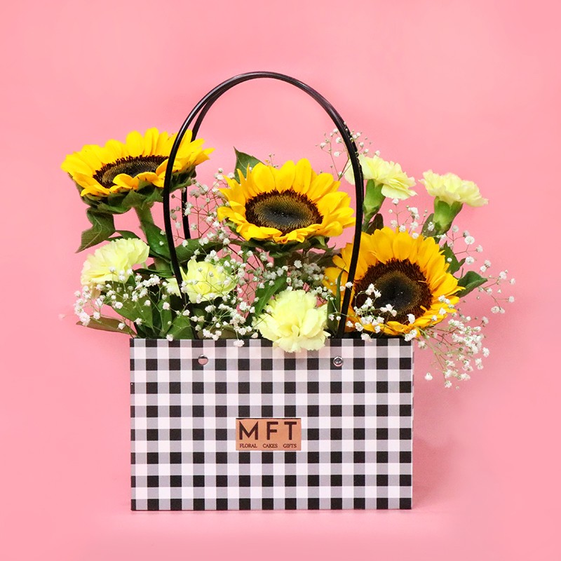 Sunshine Blooms N Luxe Handbag Set