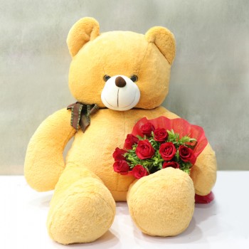 Teddy Day Arm Full of Roses