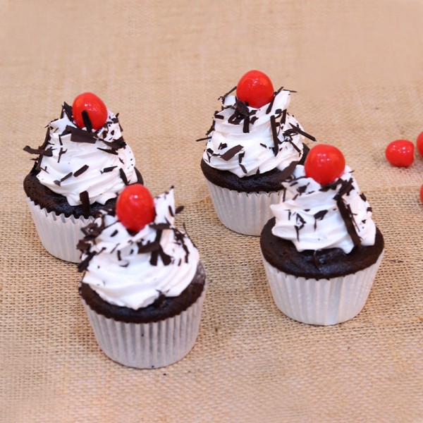 Set of 4 Black Forest Cupcakes