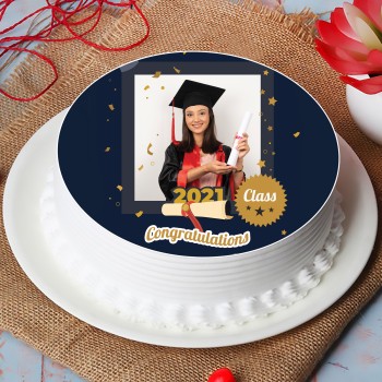 Glorious Graduation Cake