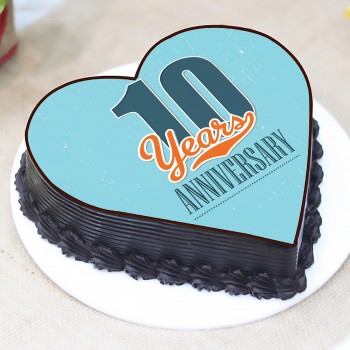Enchanting 10th Anniversary Cake