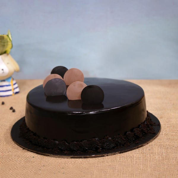 Glossy Chocolate Cherry Cake, Chocolate Mirror Glaze Recipe by Fumie's  Recipe - Cookpad