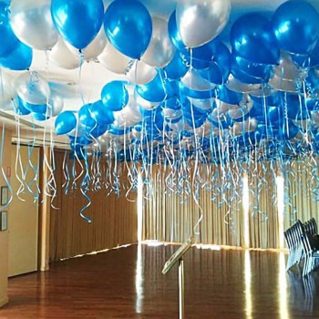Elegant Silver and Blue Balloon Decor