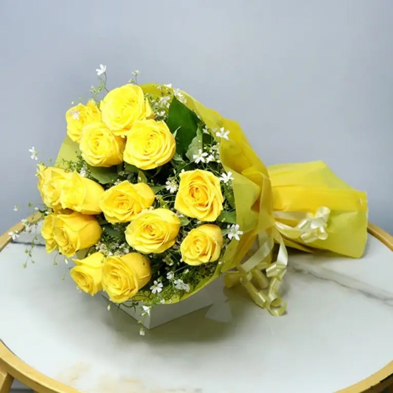 10 Yellow Roses