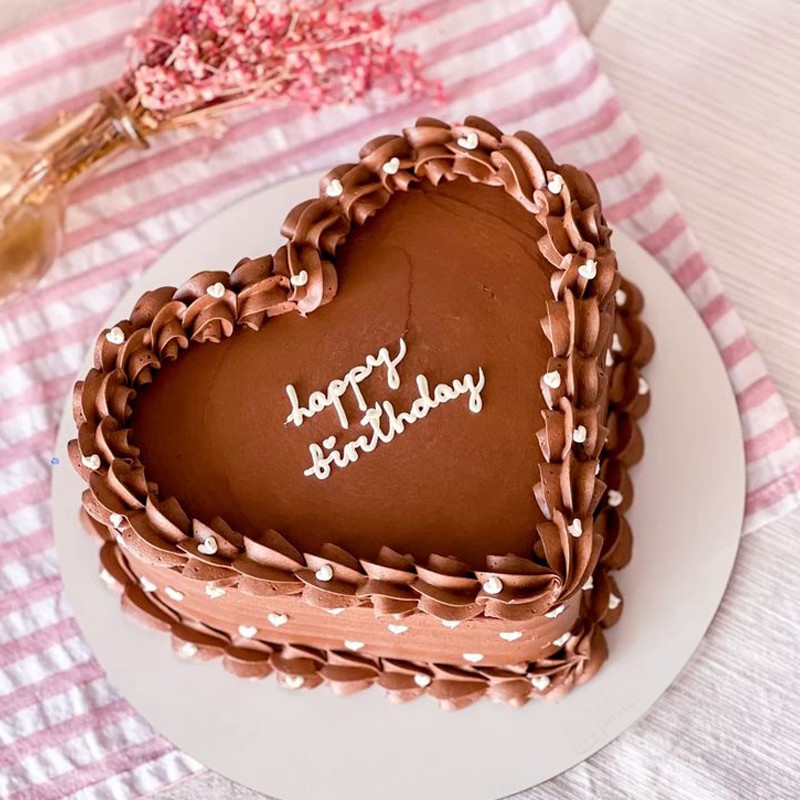Chocolatey Heart Shape Cake