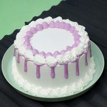 Sweet Vanilla Cream Cake