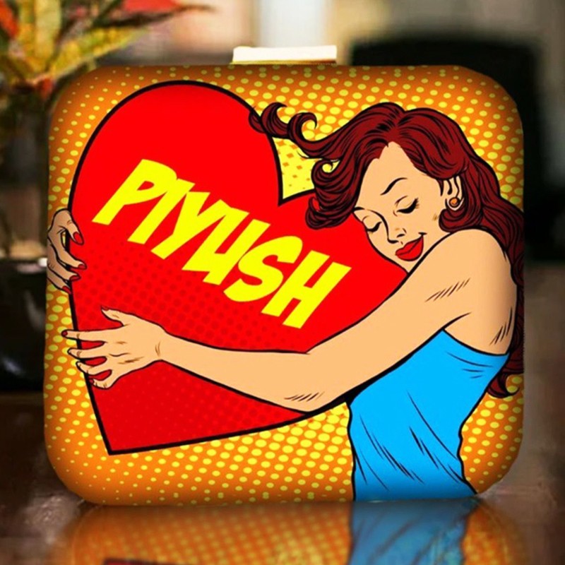 Style Sculpted Clutches