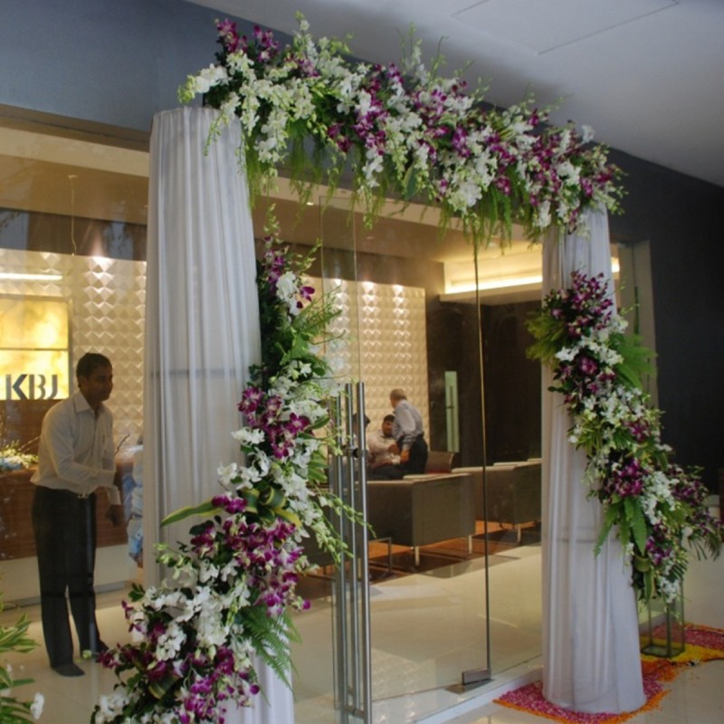 Elegant Entrance Floral Arrangement