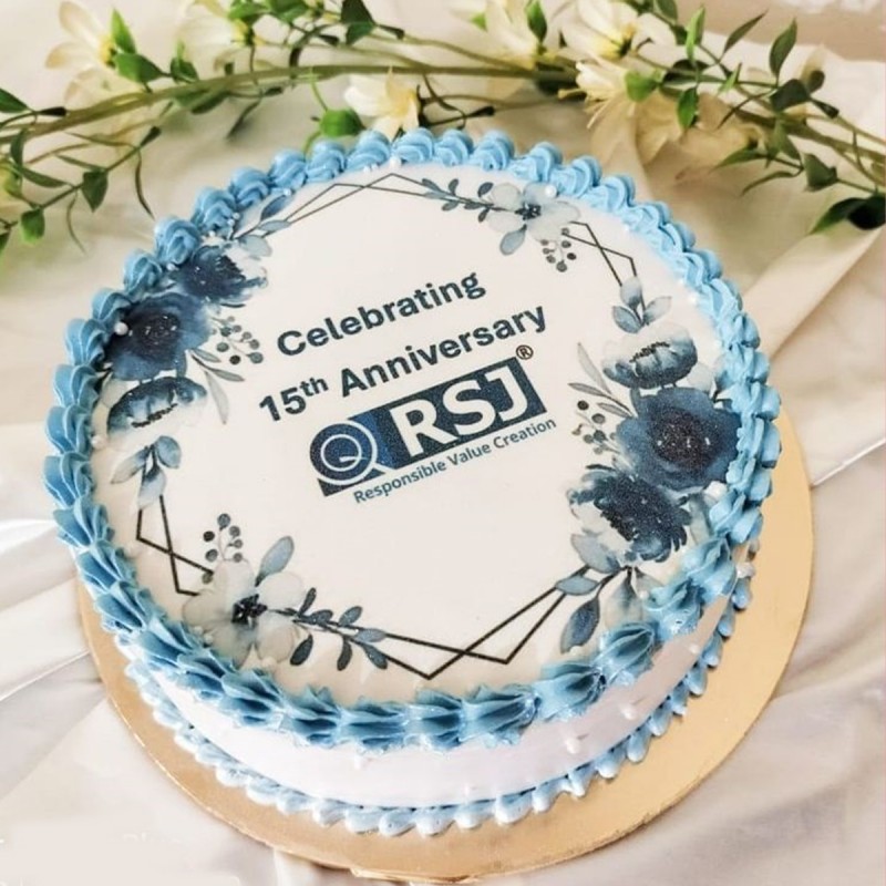 Anniversary Cake for Corporate
