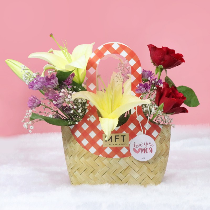 Moms Blossom Gift Bag