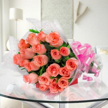 20 Light Pink Roses wrapped in cellophane