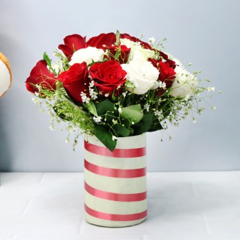 10 Red Roses and 10 White Roses Bunch