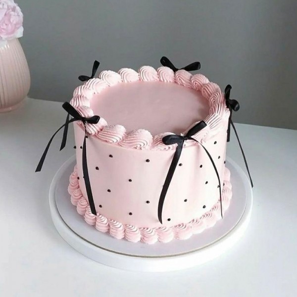 Trending Ribbon Cake