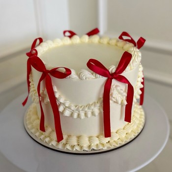 Red Ribbon Vanilla Cake