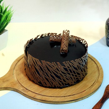 Birthday Cake With Chocolate Decoration | bakehoney.com