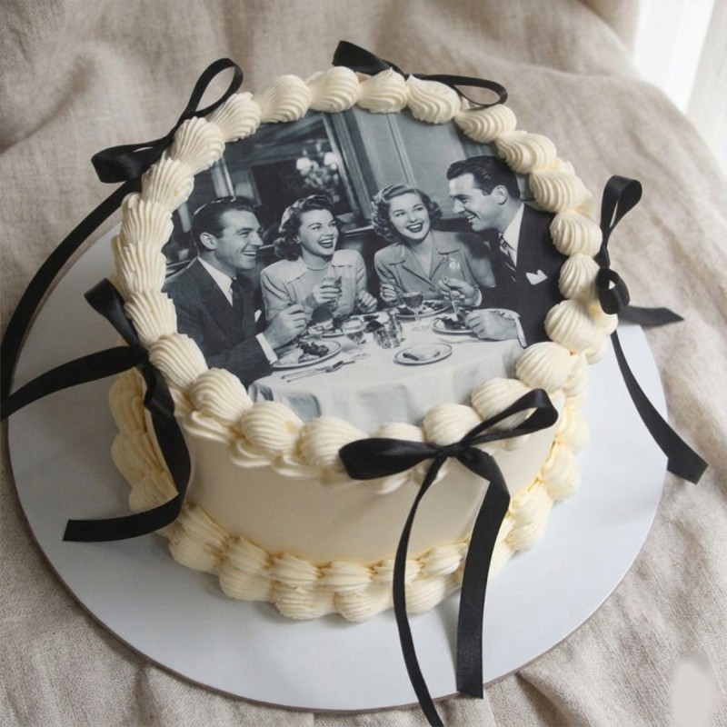Trending Ribbon Photo Cake