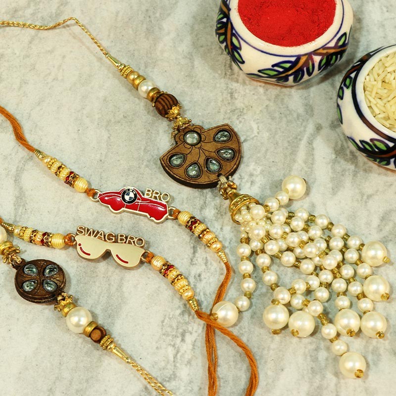 Astounding Family Rakhi 