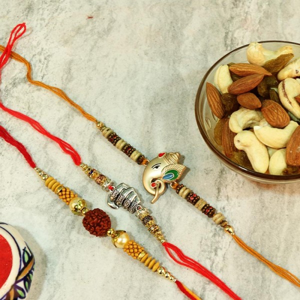 Gorgeous Rakhis N Dry Fruit Combos