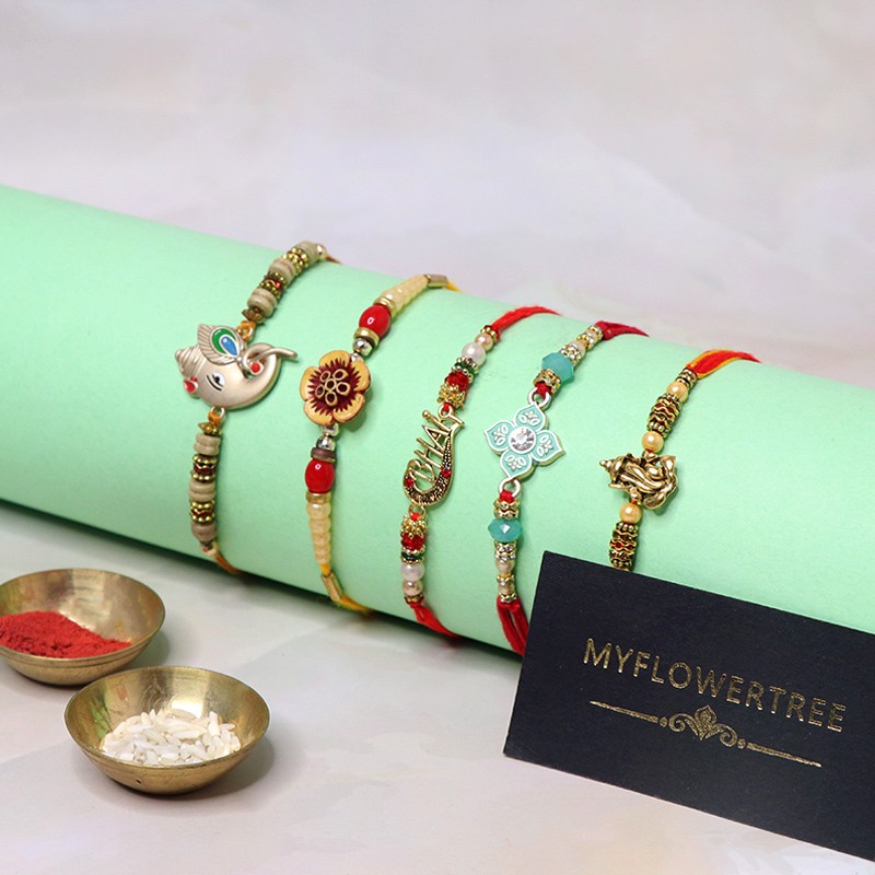 Wondering Rakhi Combos