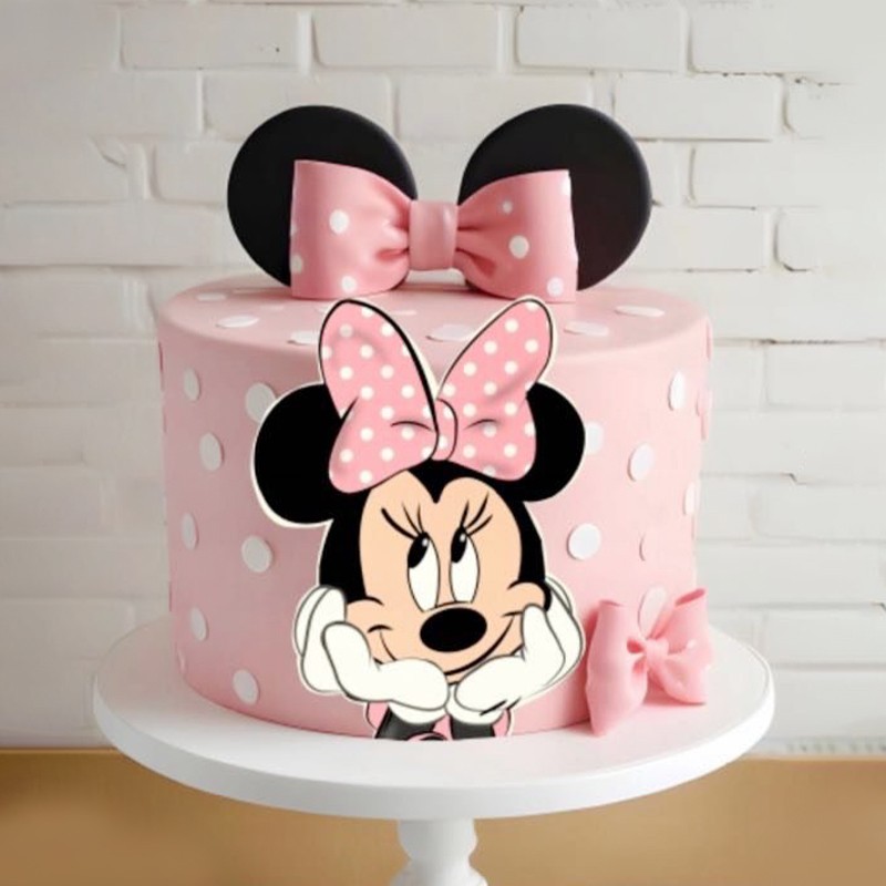 Lovable Minnie Mouse Cake