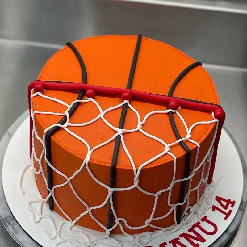 Basketball Game Cake